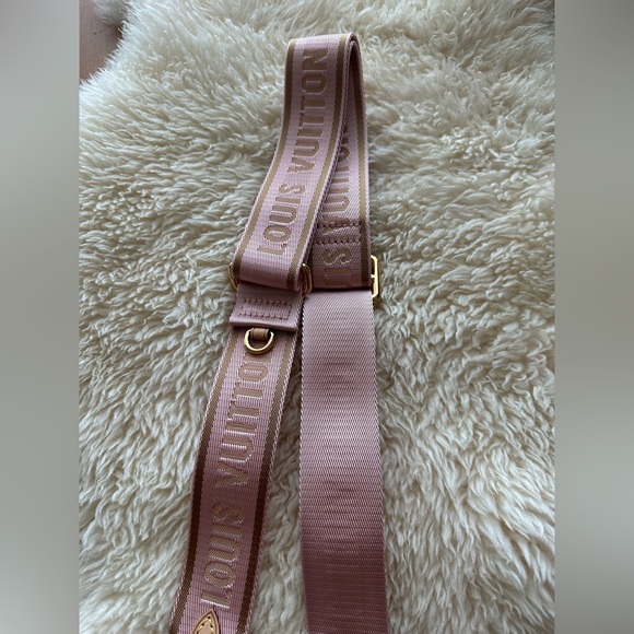 Louis Vuitton Pink and Gold Strap - Picture 3 of 5